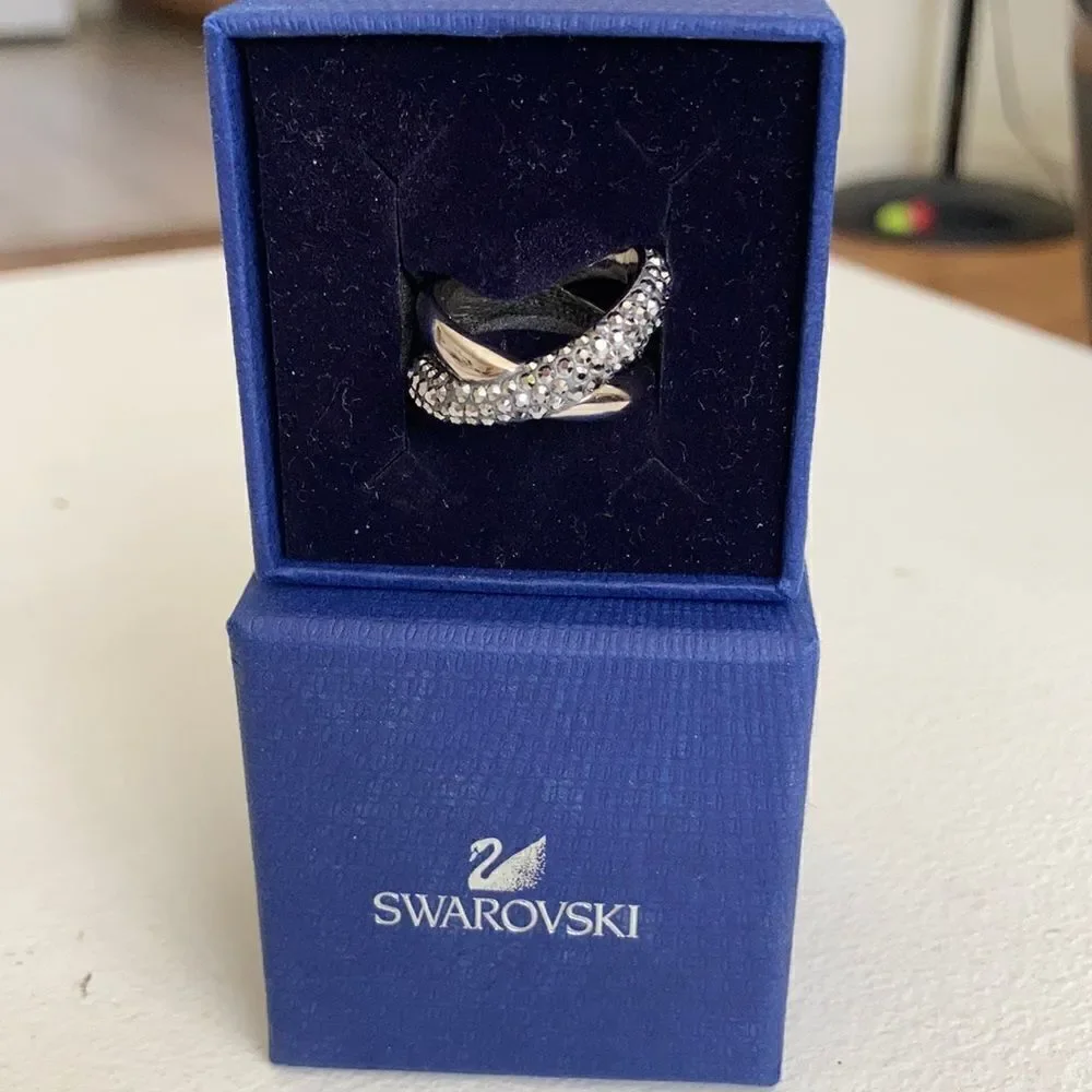 Swarovski Crystal Dust Cross Cry Ring